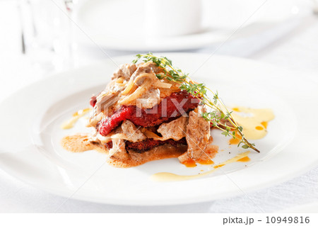 beetroot pancakes with meat sauce beetroot pancakes with meat sauce 10949816
