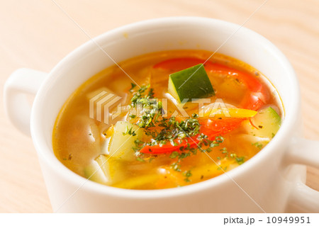 vegetable soup 10949951