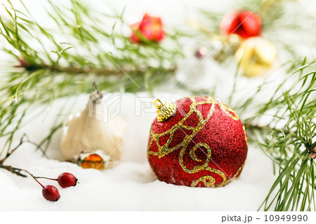 Christmas balls with snow 10949990