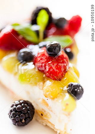 cake with fresh berries cake with fresh berries 10950199
