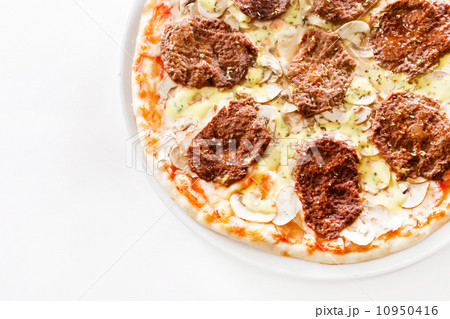 pizza with beef pizza with beef 10950416