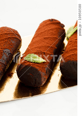 chocolate pastry 10950580