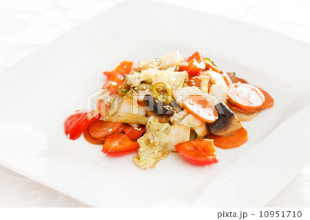 roasted vegetables 10951710