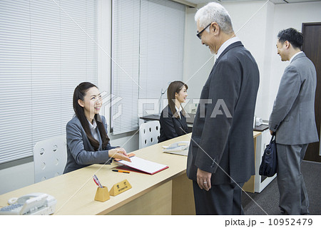 多世代ビジネス 10952479