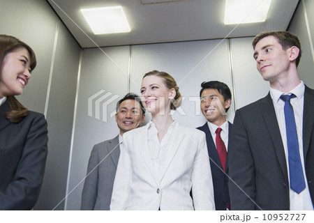 多世代ビジネス 10952727