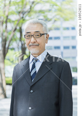 多世代ビジネス 10952811