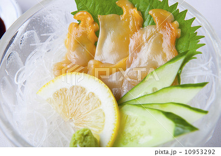 赤貝の刺身の写真素材