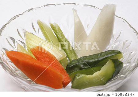 野菜の浅漬け 10953347