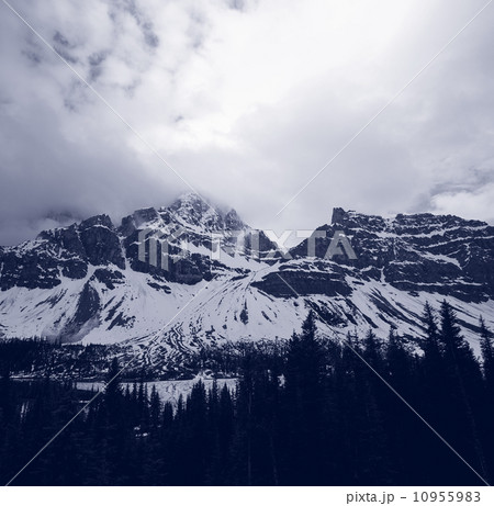 Canadian mountains Canadian mountains 10955983