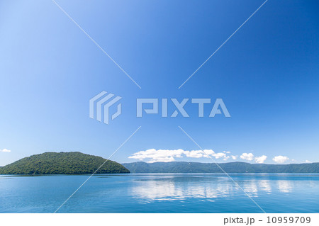 夏の十和田湖 夏の十和田湖 10959709