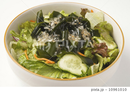 若布とレタスのサラダ 10961010