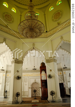 Main Prayer Hall of Kapitan Keling Mosque in Penang 10962398