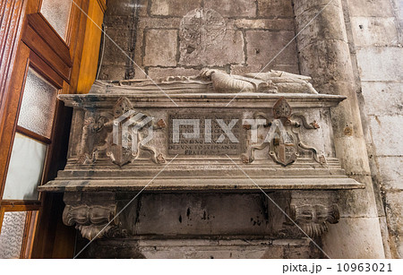 クロアチア　世界遺産　シベニク　聖ヤコブ大聖堂 10963021