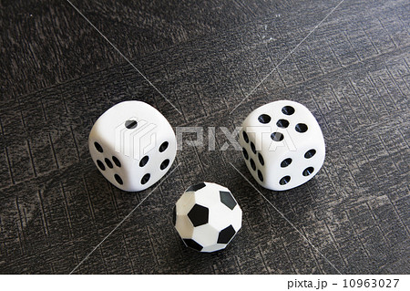 Gambling with dice and football win money 10963027