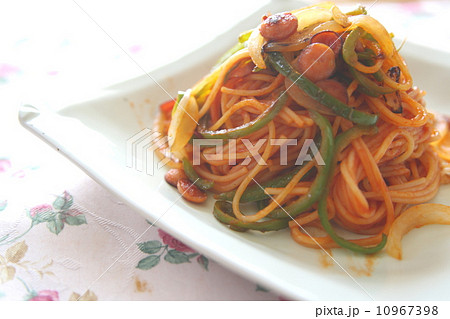 パスタ パスタ 10967398