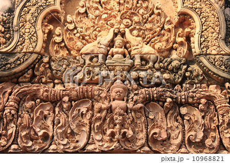 アンコール遺跡　バンテアイ・スレイ 10968821