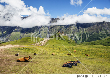グルジアのツミンダサメバ教会 グルジアのツミンダサメバ教会 10971957