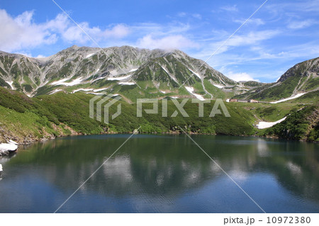立山雄山とミクリガ池 立山雄山とミクリガ池 10972380