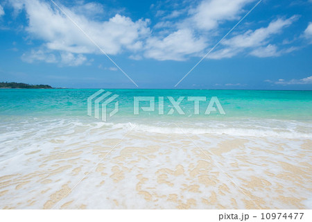 沖縄の海　恩納村 10974477