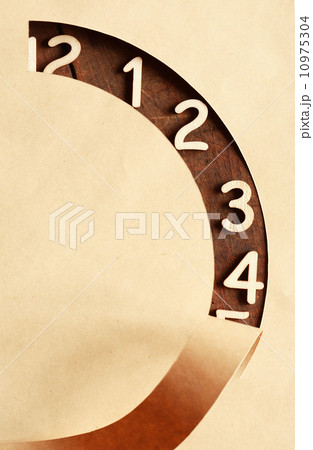 Time Opening 10975304