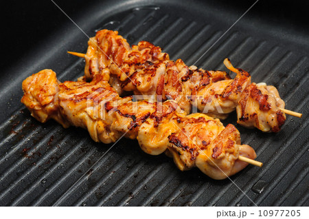 chicken shish kebab on skewers 10977205