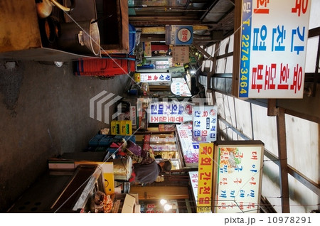 韓国 ソウル 路地裏の飲食街 韓国 ソウル 路地裏の飲食街 10978291