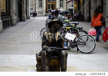 LONDON Regent Street 10978458