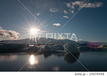 Sunset over Jokulsarlon 10978468