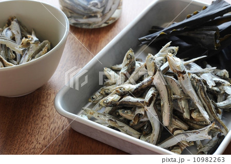 煮干し 10982263