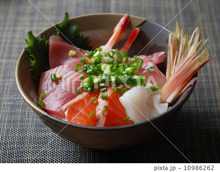 海鮮丼 10986262