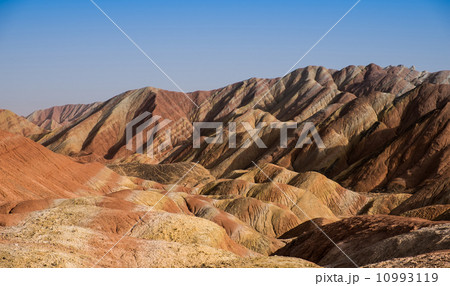 The rainbow mountains 10993119