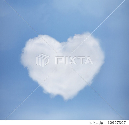 blue sky with heart from clouds 10997307