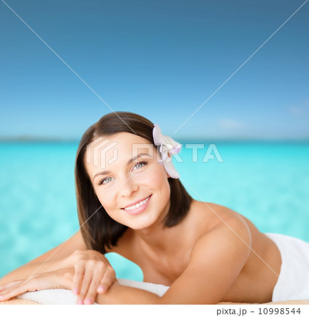 beautiful woman in spa salon beautiful woman in spa salon 10998544