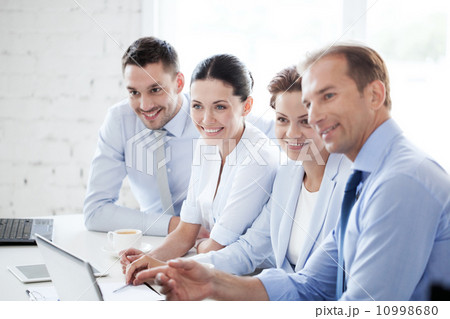 business team having meeting in office business team having meeting in office 10998680