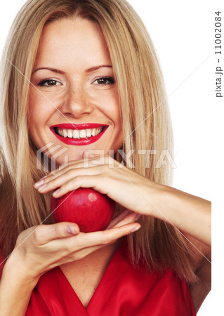 woman and red apple 11002084
