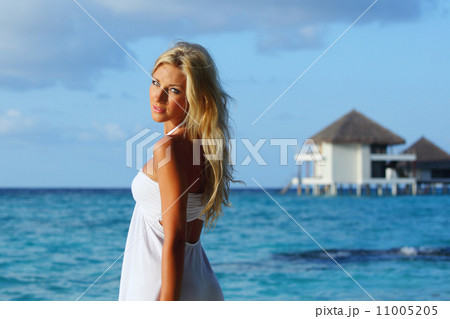 woman on tropical beach 11005205