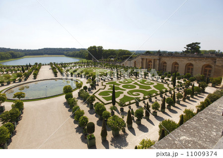 Versailles gardens France 11009374