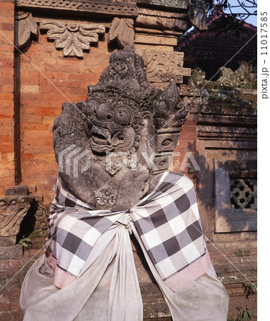 プリ・サレン・アグンの石像 11017585