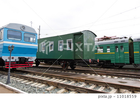 Rail road coach 11018559