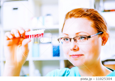 biological laboratory 11025304