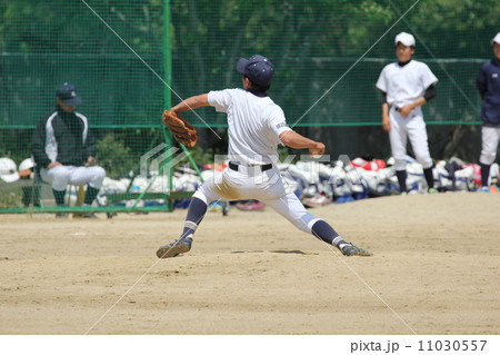 高校野球（ピッチャー） 11030557