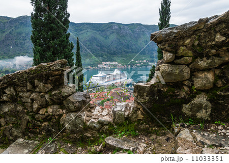 モンテネグロ 世界遺産 コトルの城壁 モンテネグロ 世界遺産 コトルの城壁 11033351