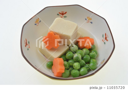 えんどう豆と高野豆腐の煮物 11035720