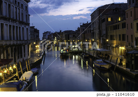 Venice in the night Venice in the night 11041610