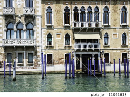 Ancient buildings in Venice Ancient buildings in Venice 11041633