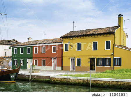 Multicolored houses in Venice Multicolored houses in Venice 11041654