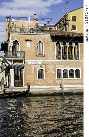 Ancient buildings in Venice Ancient buildings in Venice 11041737