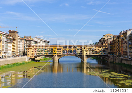 イタリア フィレンツェ歴史地区 ヴェッキオ橋 イタリア フィレンツェ歴史地区 ヴェッキオ橋 11045554