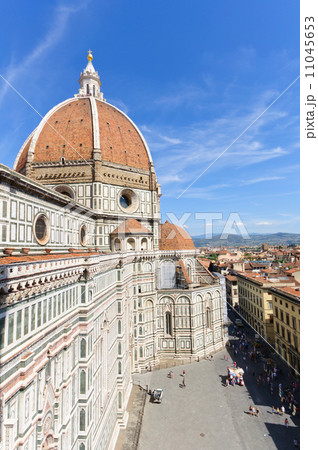 イタリア　フィレンツェ歴史地区　ドゥオーモ 11045653