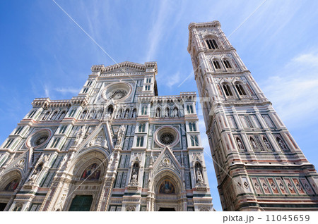 イタリア　フィレンツェ歴史地区　ドゥオーモ 11045659